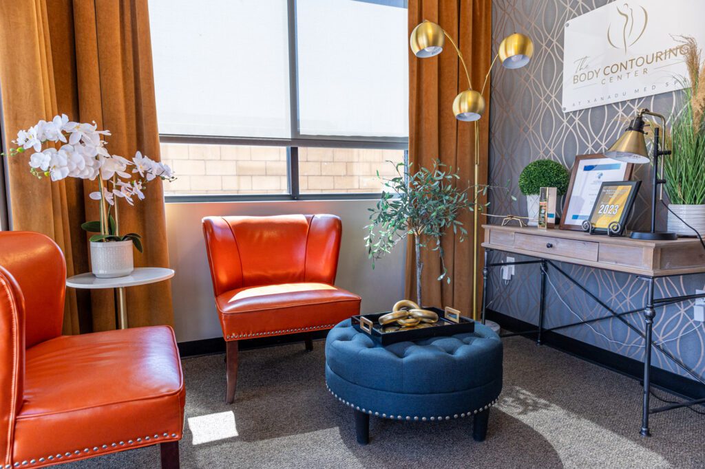 A picture of the Xanadu waiting room on the day a patient is coming in for acne scar removal.